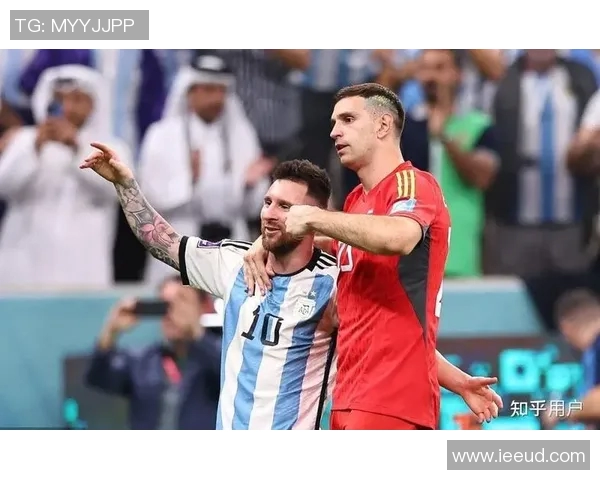 马丁内斯:从足球场上的传奇到生活中的启示与奋斗之路